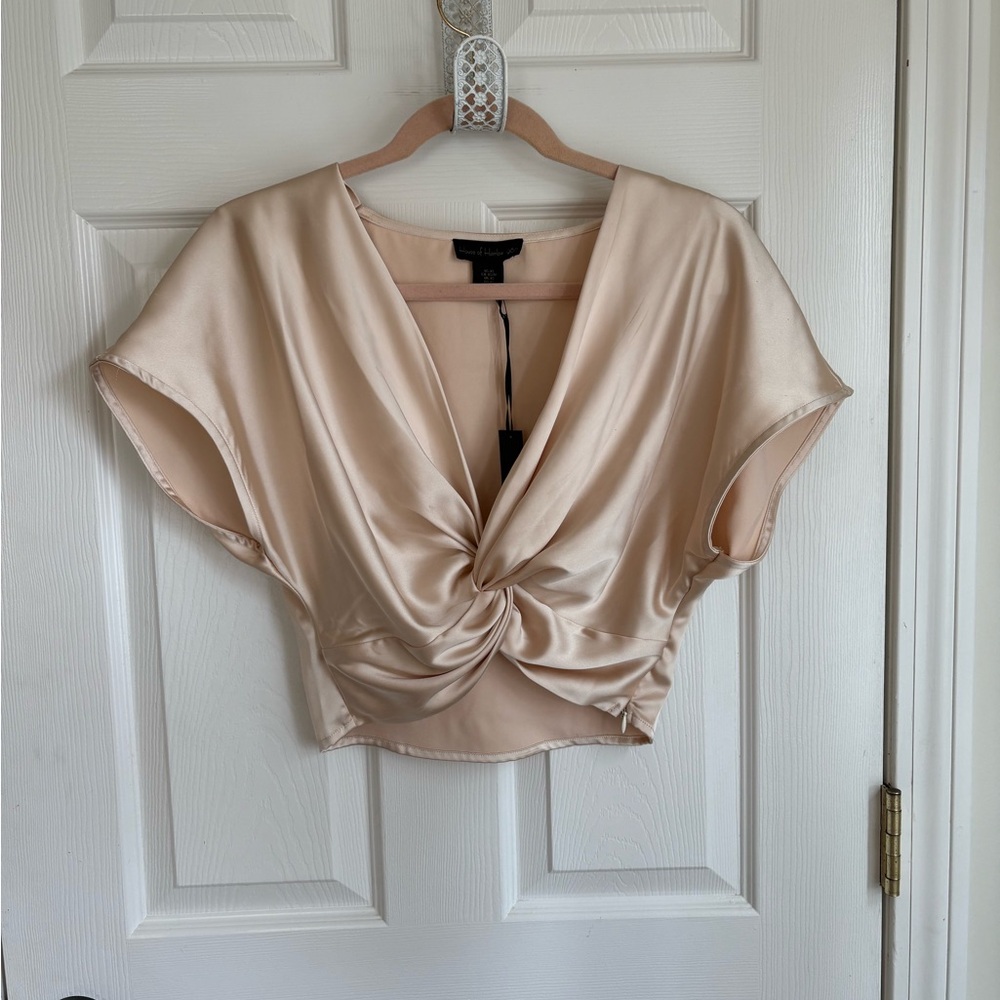 House of Harlow Satin top